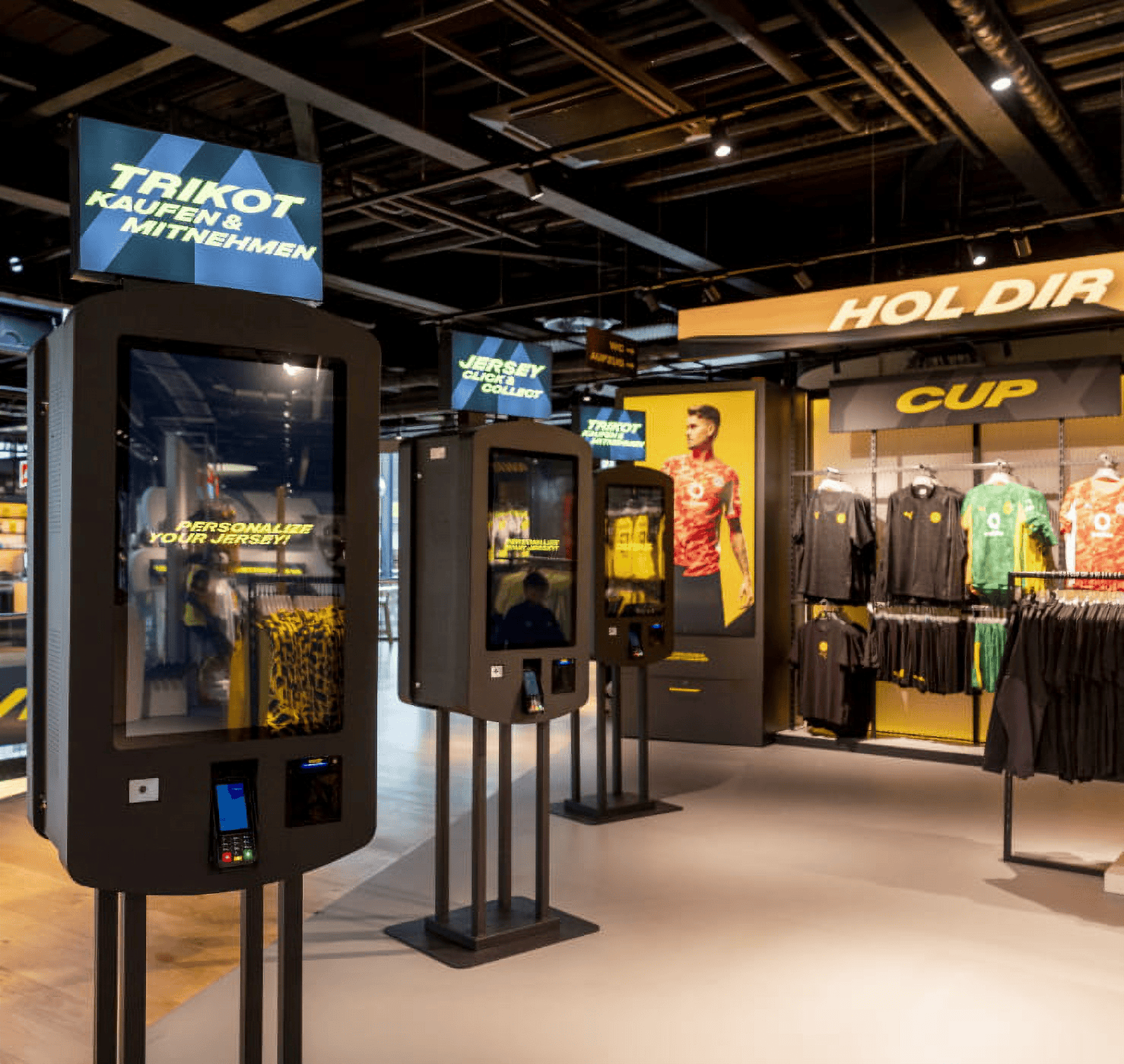 borussia-dortmund-jersey-personalisation-tcpos Borussia Dortmund jersey personalisation powered by TCPOS and Self-Ordering Kiosks for stadium retail